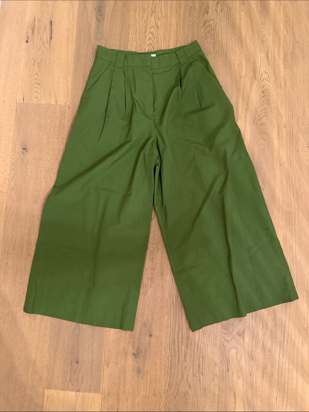 Banana Republic Olive Green Wide Leg Pants - Picture 2 of 2
